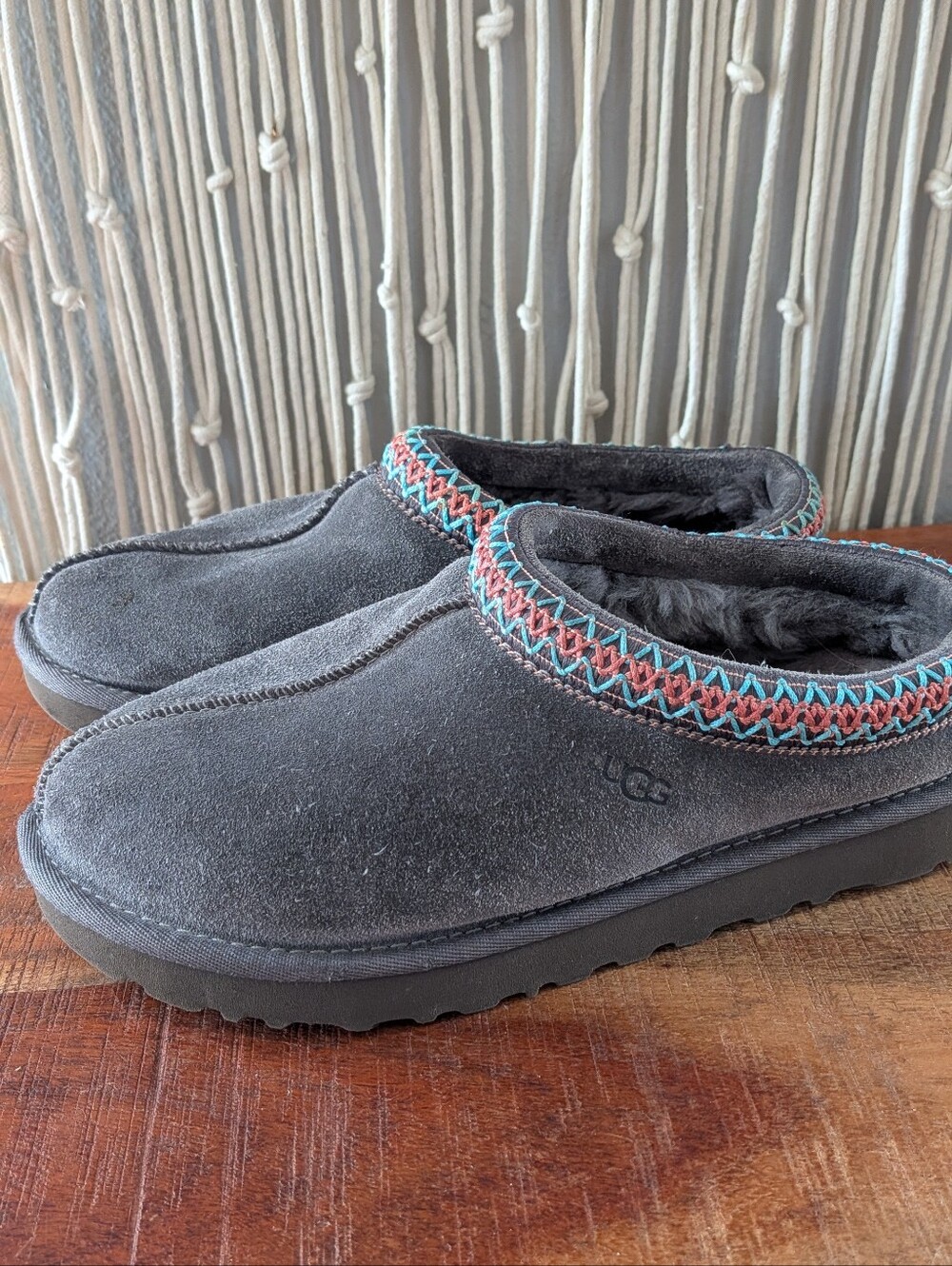 UGG Tasman Charcoal Suede Embroidered Braid Slippers Clogs Size 8